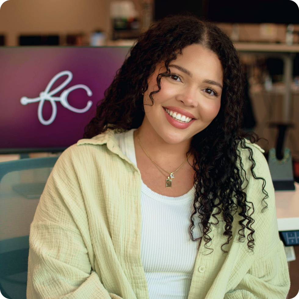 A smiling Flexcare recruiter